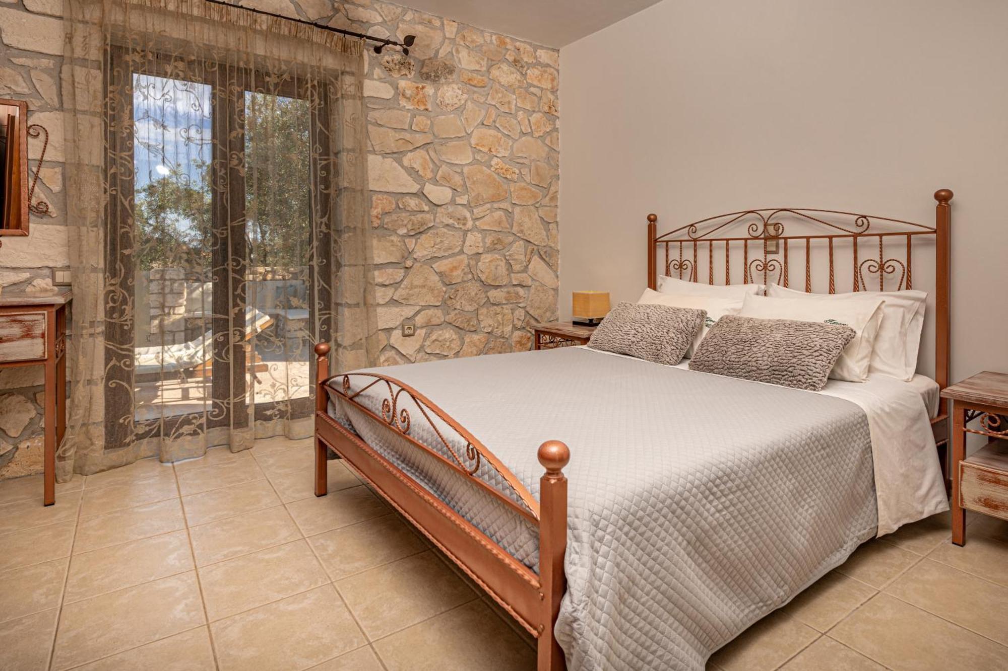 Kymaros Villas Keri Habitación foto